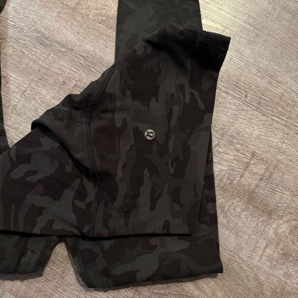 Lululemon Camo Align Leggings High Rise Camouflage Small - Picture 4 of 7